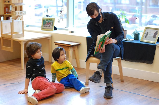 Chicago Montessori School Opens Its Doors Amid Pandemic